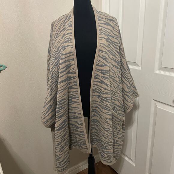 Soft Surroundings Tiger Stripe Poncho/Shawl Wool Cashmere Blend One Size - Picture 1 of 9